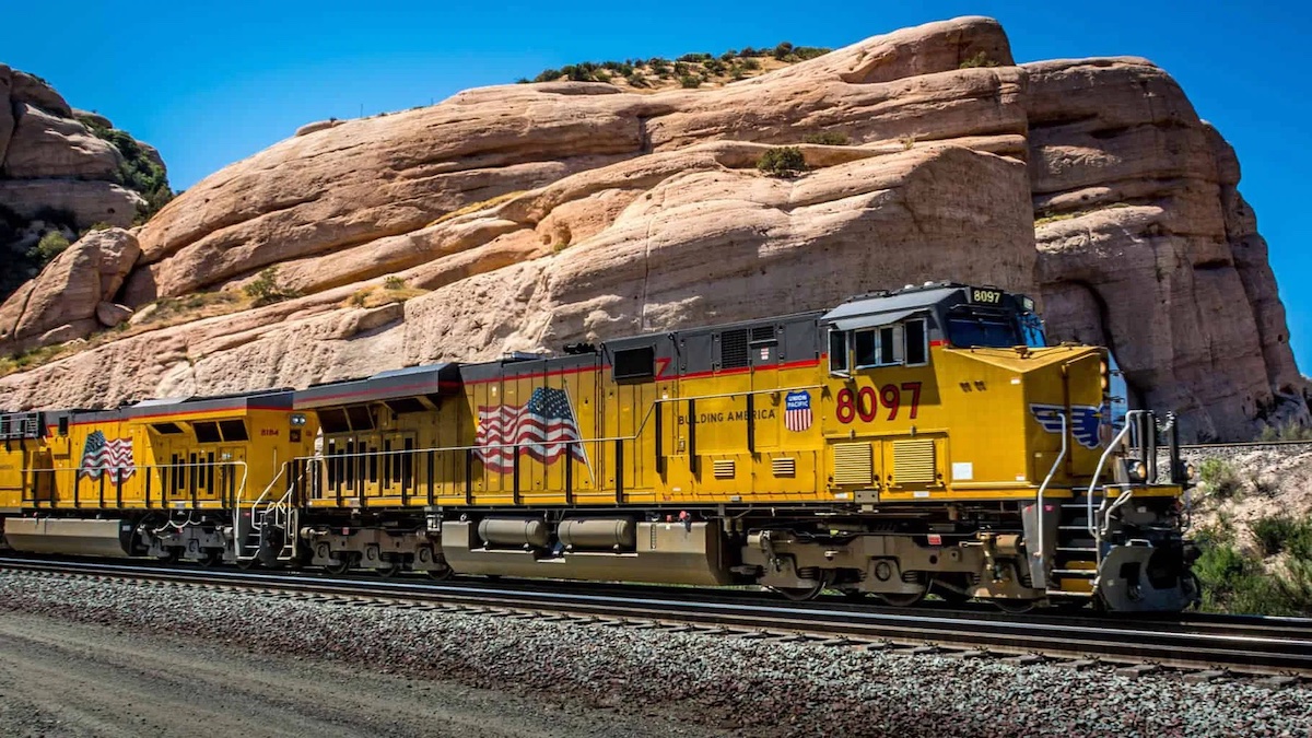 Union_Pacific_UPfotofirecrown-copy.jpg