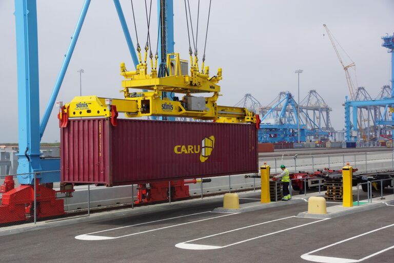 container-2018508_1280.jpg